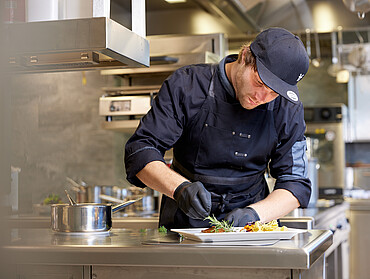 Die Fotos dürfen ausschließlich für PR- und Marketingmaßnahmen des Hotels Steiger, Neukirchen, Österreich verwendet werden.Jegliche Nutzung Dritter (durch Verkauf oder Weitergabe) ist mit dem Bildautor, Michael Huber | www.huber-fotografie.at, gesondert zu vereinbaren.Copyright aller Aufnahmen:Michael Huber5730 Mittersill. Hallenbadstraße 4www.huber-fotografie.at+43 664 / 250 86 32