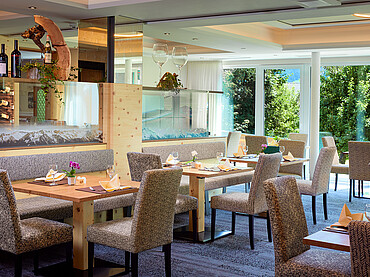 Die Fotos dürfen ausschließlich für PR- und Marketingmaßnahmen des Hotels Steiger, Neukirchen, Österreich verwendet werden.Jegliche Nutzung Dritter (durch Verkauf oder Weitergabe) ist mit dem Bildautor, Michael Huber | www.huber-fotografie.at, gesondert zu vereinbaren.Copyright aller Aufnahmen:Michael Huber5730 Mittersill. Hallenbadstraße 4www.huber-fotografie.at0664 / 250 86 32