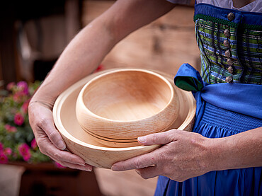 Die Fotos dürfen ausschließlich für PR- und Marketingmaßnahmen des Hotels Steiger, Neukirchen, Österreich verwendet werden.Jegliche Nutzung Dritter (durch Verkauf oder Weitergabe) ist mit dem Bildautor, Michael Huber | www.huber-fotografie.at, gesondert zu vereinbaren.Copyright aller Aufnahmen:Michael Huber5730 Mittersill. Hallenbadstraße 4www.huber-fotografie.at+43 664 / 250 86 32